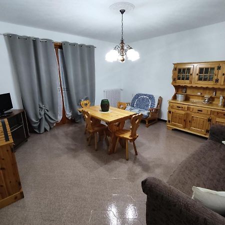 Casa Vacanza Il Corbetto Di Michela & Matteo Locana Luaran gambar