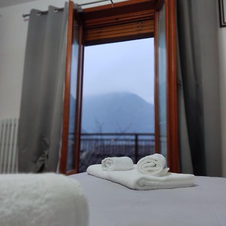Casa Vacanza Il Corbetto Di Michela & Matteo Locana Luaran gambar