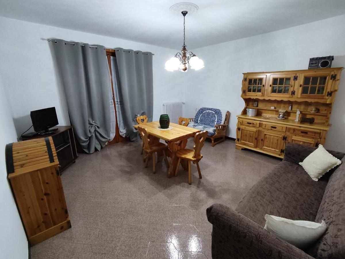 Casa Vacanza Il Corbetto Di Michela & Matteo Locana Luaran gambar