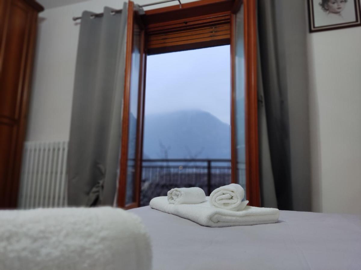 Casa Vacanza Il Corbetto Di Michela & Matteo Locana Luaran gambar