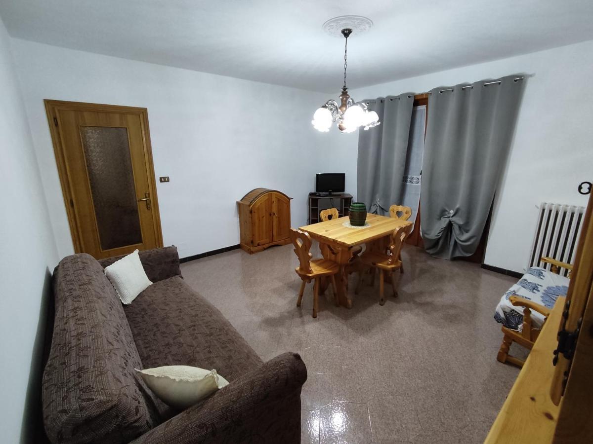 Casa Vacanza Il Corbetto Di Michela & Matteo Locana Luaran gambar